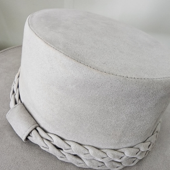 Anthropologie grey fedora hat - Picture 7 of 7